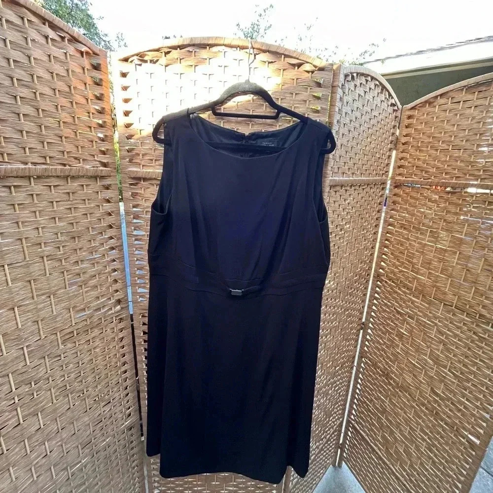 ~Tahari ASL~ Sleeveless Dress - Size 14
